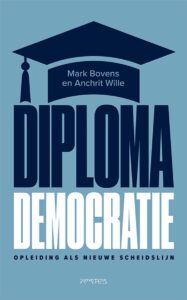 Omslag — Diplomademocratie